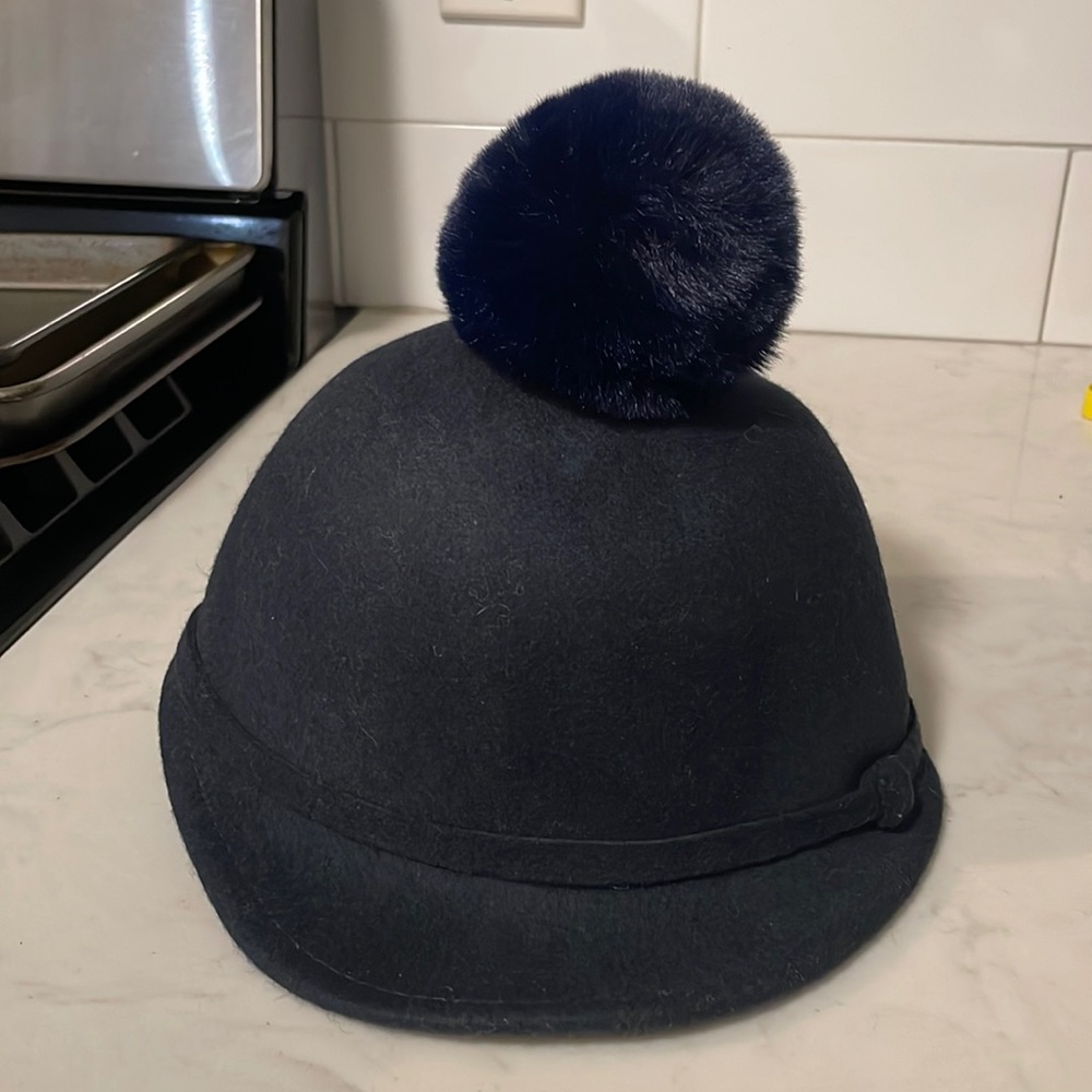 Zara girls Navy Blue wool blend hat